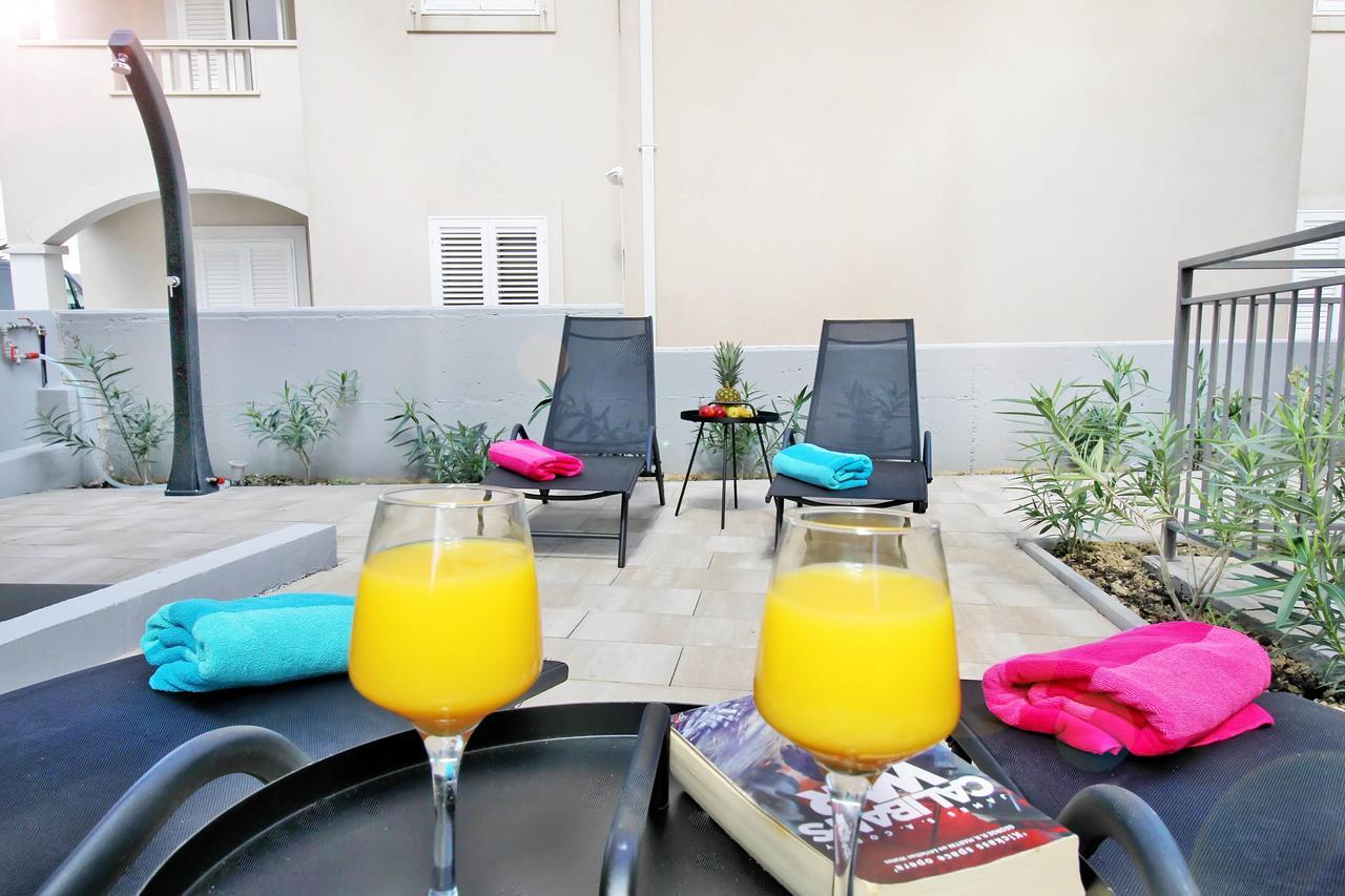 Bacan Family Apartments ツァヴタット エクステリア 写真