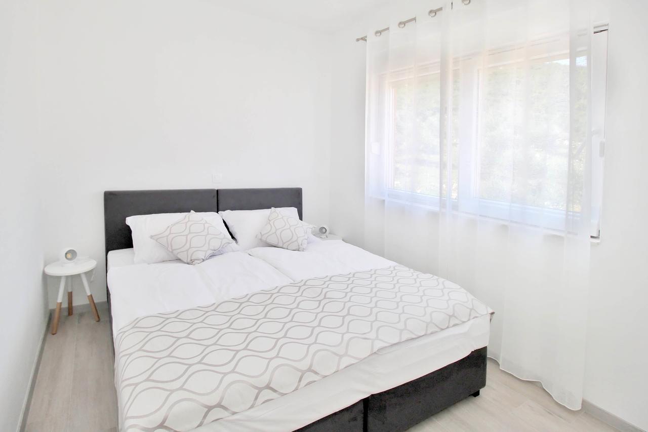 Bacan Family Apartments ツァヴタット エクステリア 写真