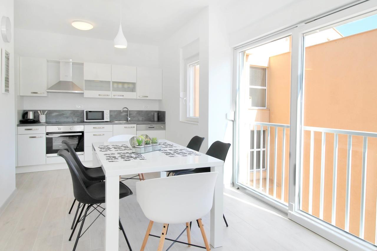 Bacan Family Apartments ツァヴタット エクステリア 写真