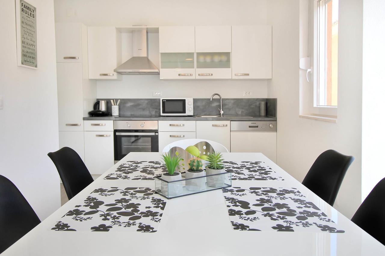 Bacan Family Apartments ツァヴタット エクステリア 写真