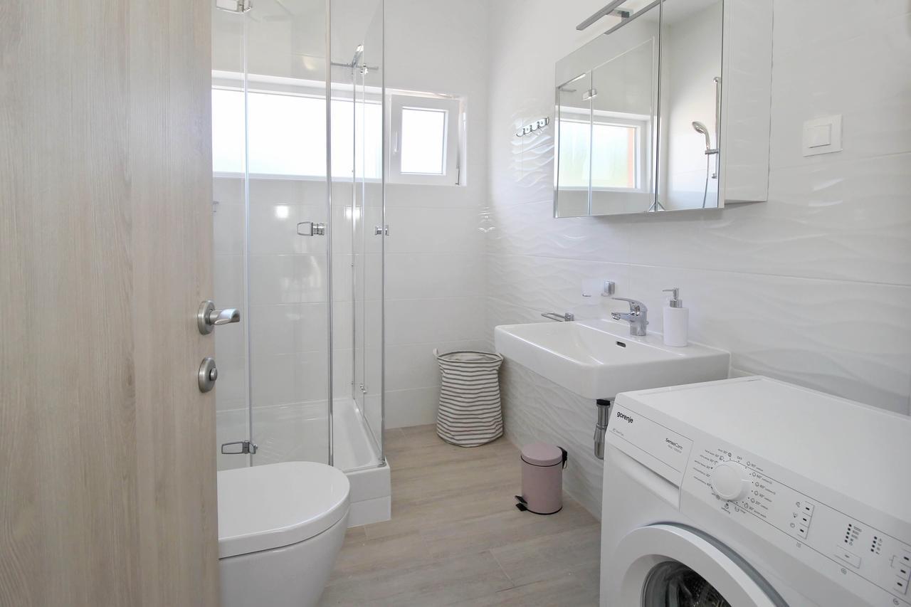 Bacan Family Apartments ツァヴタット エクステリア 写真
