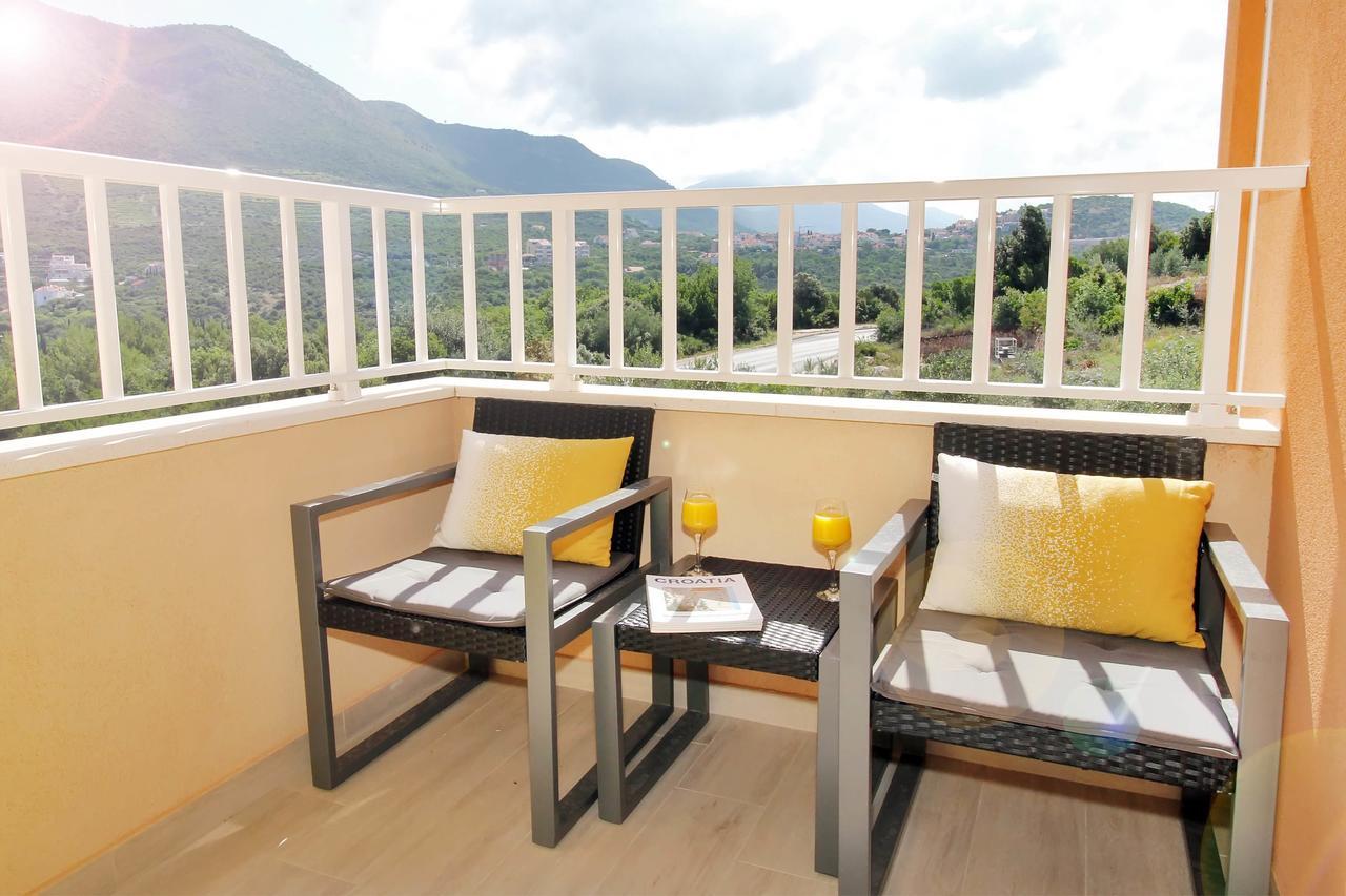Bacan Family Apartments ツァヴタット エクステリア 写真