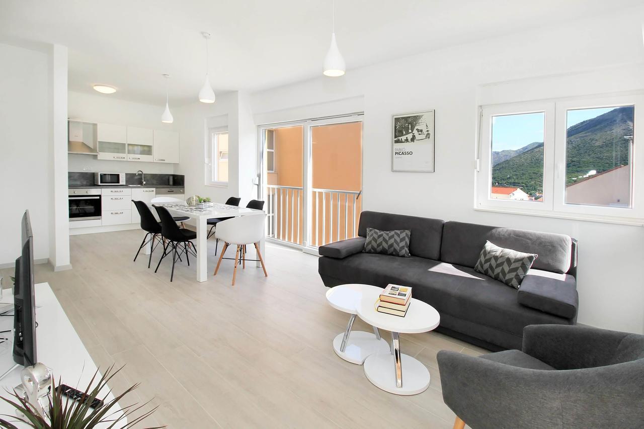 Bacan Family Apartments ツァヴタット エクステリア 写真